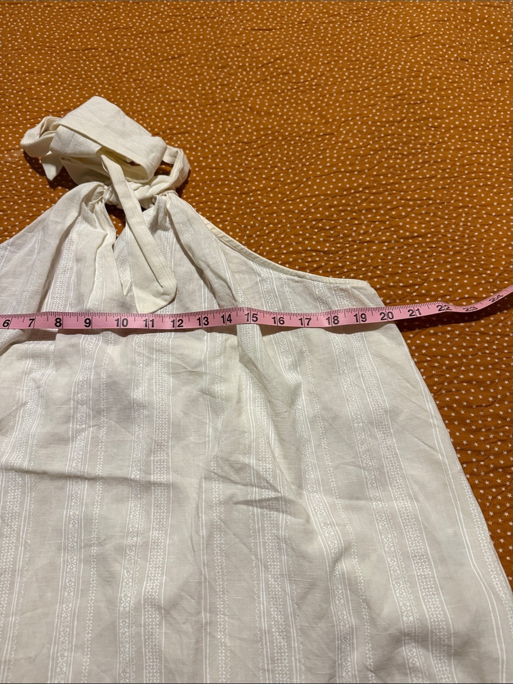 Universal Thread Cream Halter Neck Sleeveless Blouse - Picture 4 of 6